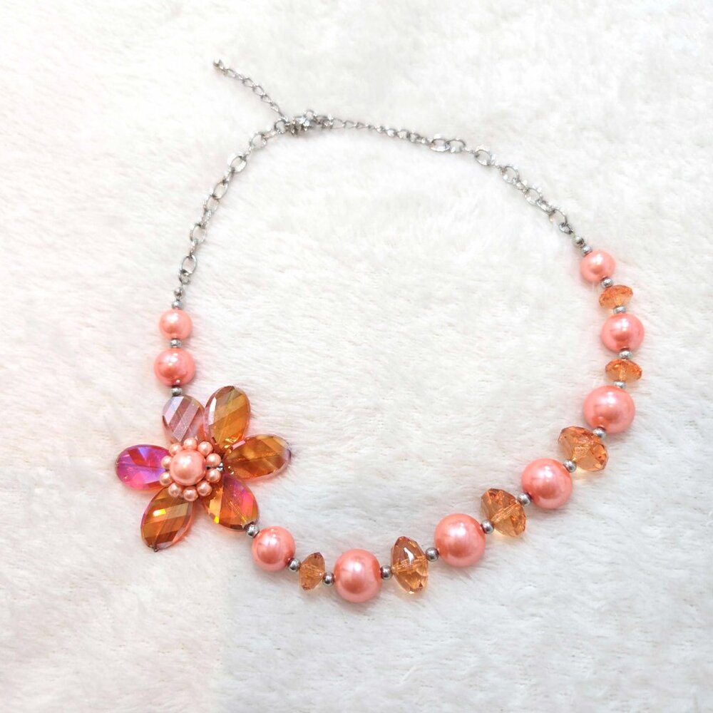 🌼Orange Freshwater Pearl Flower Burst Sparkly Crystal Choker Style Necklace 🌼
